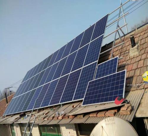 拆卸光伏發(fā)電板回收